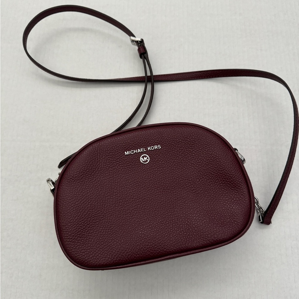 Michael Kors crossbody purse - Picture 2 of 5